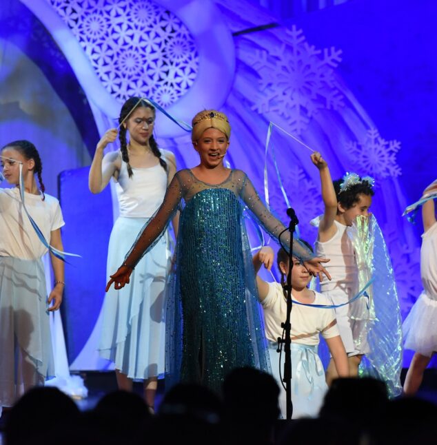 Frozen JR performance with Elsa in the front