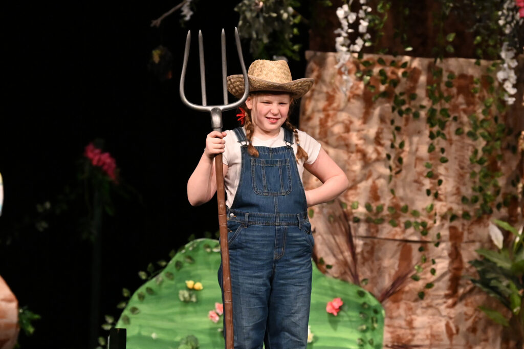Vivian Gomez-Hill as Farmer in A Tree Called Aesop