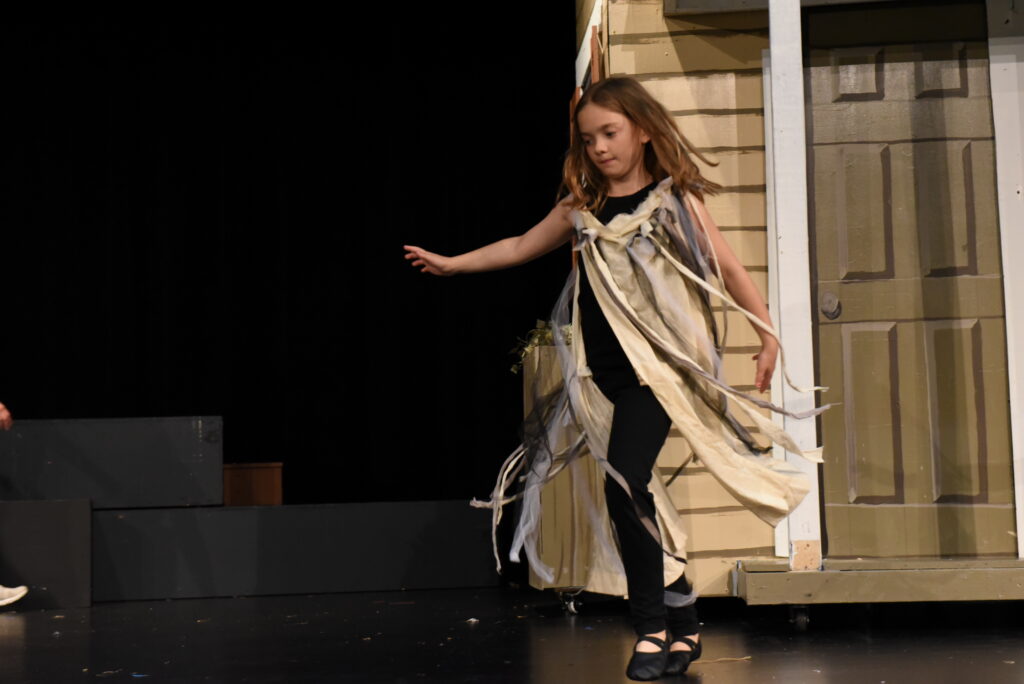 Mira Pitman as Cyclone Dancer in The Wizard of Oz, Youth Edition